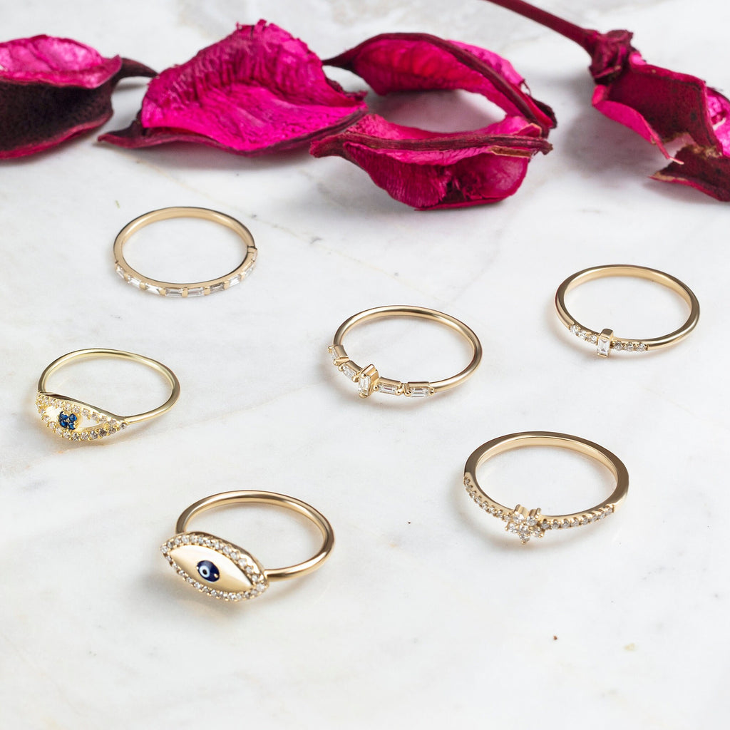 14k Gold Baguette Diamond Wedding Band / 0.15 CT Baguette Diamond Stacking Ring / Stackable Ring / Minimalist Diamond Jewelry