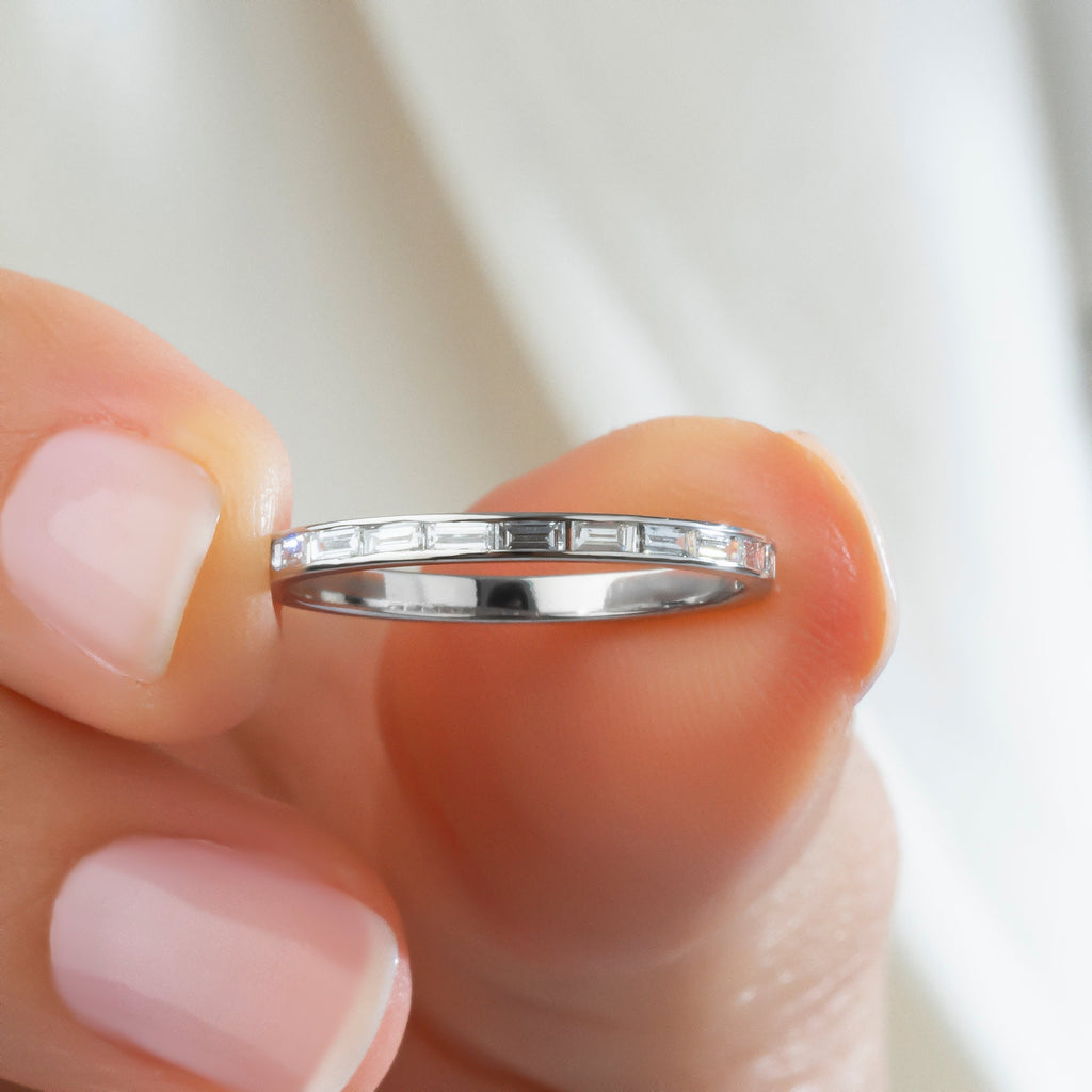 Channel Set Baguette Diamond Wedding Band / 14k Gold Baguette Diamond Wedding Ring / Baguette Diamond Ring / Stack Ring / Bridal Gift