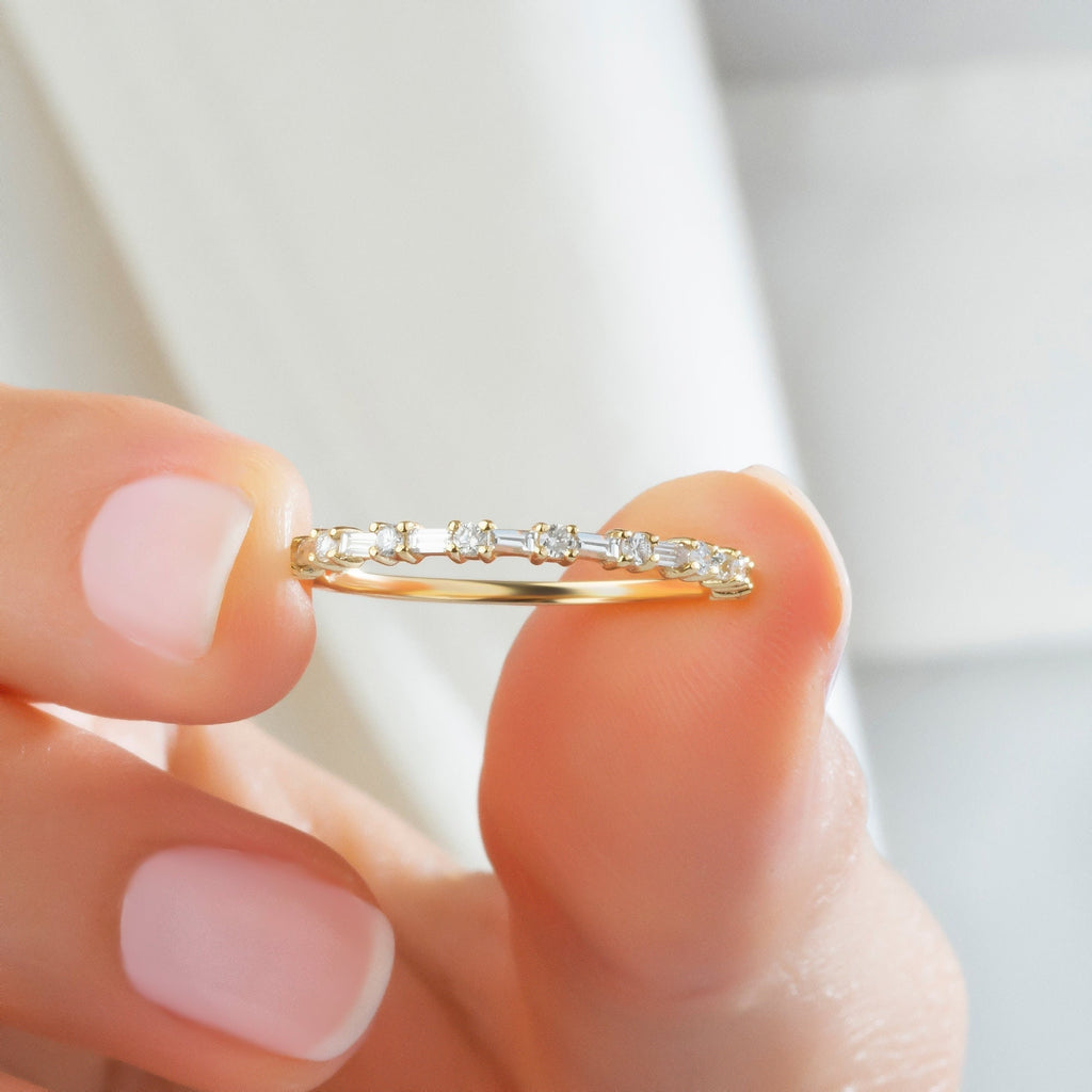 Baguette Diamond Wedding Band / 14k Gold Baguette Diamond Half Eternity Band / Baguette and Round Diamond Stacking Ring / Anniversary Gift