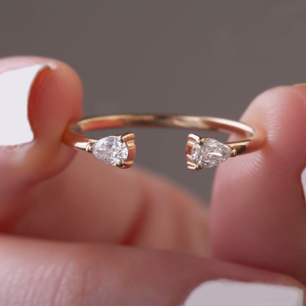 Pear Diamond Cuff Ring / 14k Gold Pear Diamond Cuff Band / Stacking Ring / Bridal Gift / Anniversary Gift / Diamond Gift Ideas