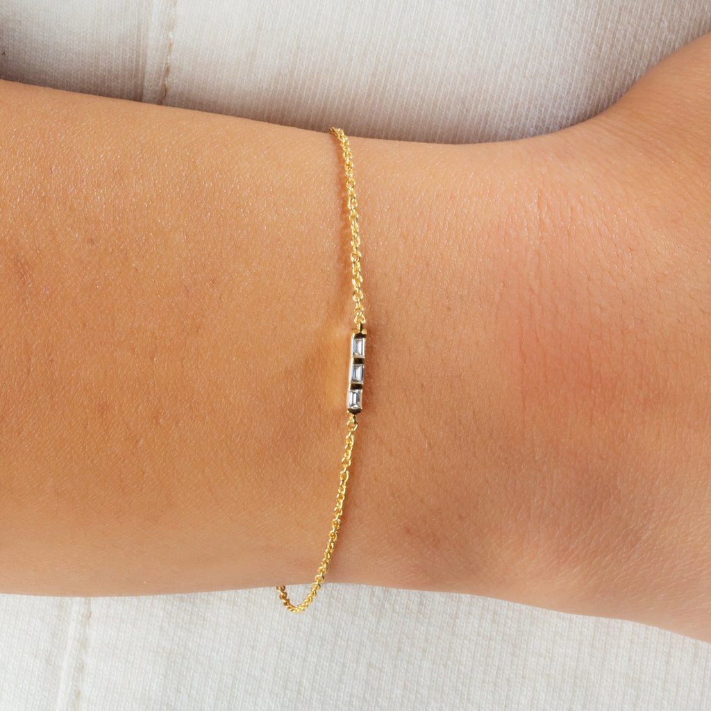 Diamond Bar Bracelet / 14k Gold and Baguette Diamond Bar Bracelet / Dainty Diamond Bracelet / Holiday Gift