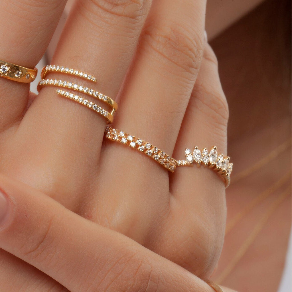 Marquise and Round Diamond Curved Wedding Ring