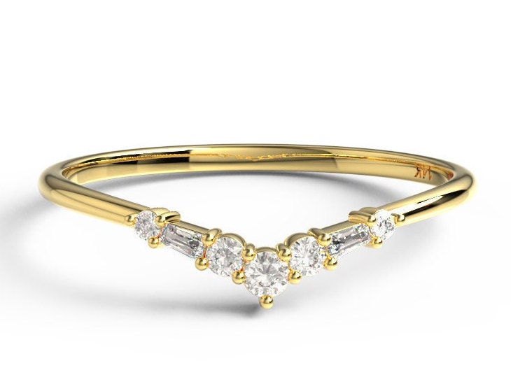 Curved Diamond Wedding Band / 14k Gold Tapered Baguette and Round Diamond Stacking Ring / Curved Stacking Ring Diamond Anniversary Gift Idea