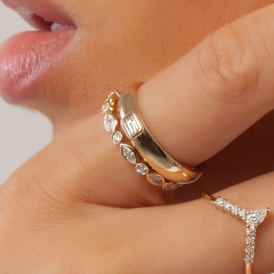 Diamond Stacking Ring / 14k Gold Emerald Cut Diamond Wedding Ring / Anniversary Ring / Stacking Ring / Bridal Gift / Birthday Gift
