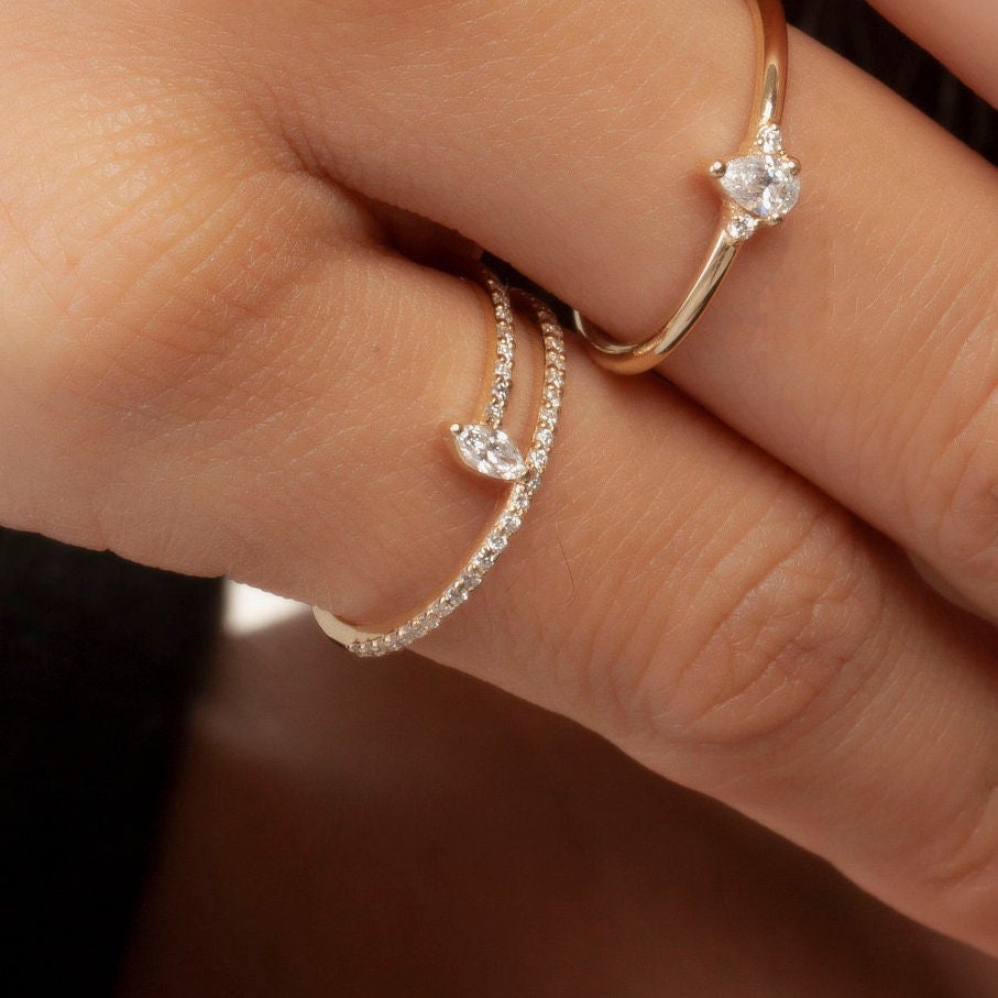 Marquise Diamond Spiral Stacking Ring / 14k Gold Spiral Diamond Ring / Anniversary Ring / Wedding Band / Stacking Ring / Birthday Gift