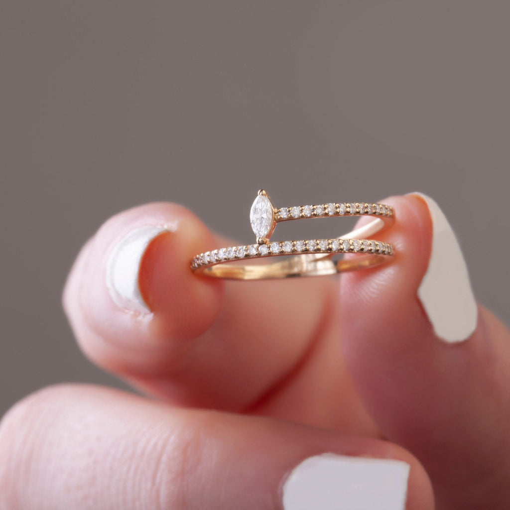 Marquise Diamond Spiral Stacking Ring / 14k Gold Spiral Diamond Ring / Anniversary Ring / Wedding Band / Stacking Ring / Birthday Gift