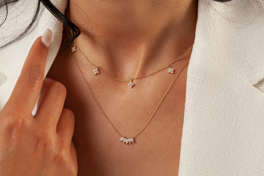 Diamond Station Necklace / 14k Gold Clover Station Necklace / Dainty Charm Necklace / Minimalistic Station Necklace / Bridal Gift