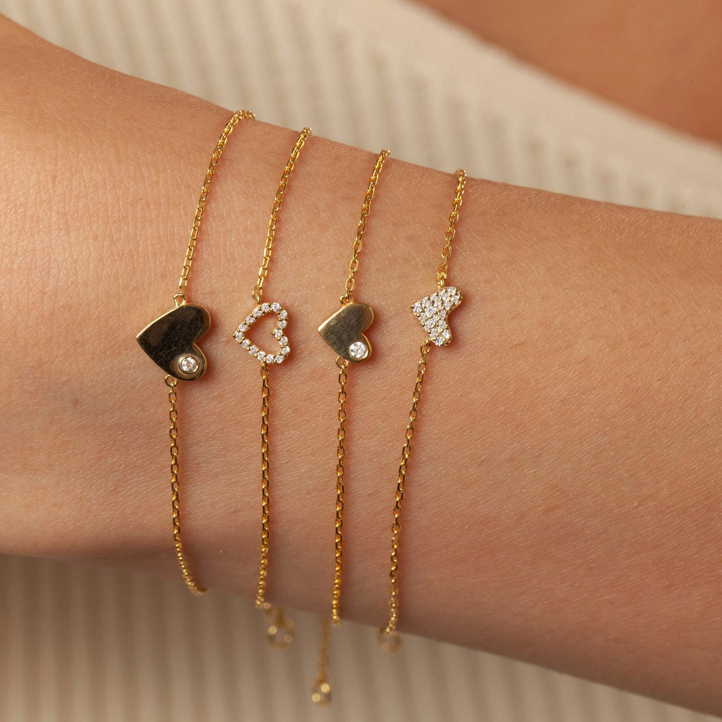 Diamond Heart Bracelet / Mini Heart Bracelet / Dainty Heart Bracelet / Birthday / Holiday Gift