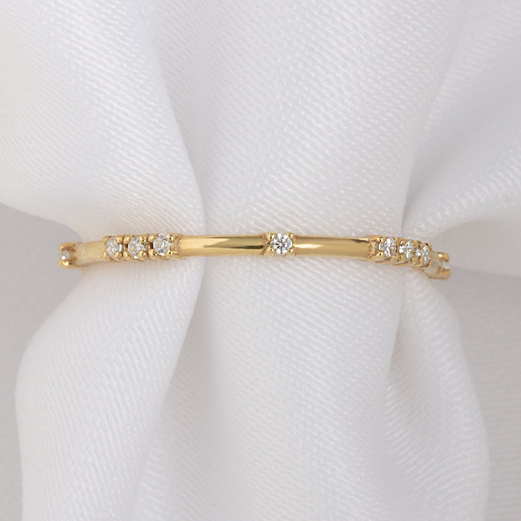 Round Diamond Eternity Band