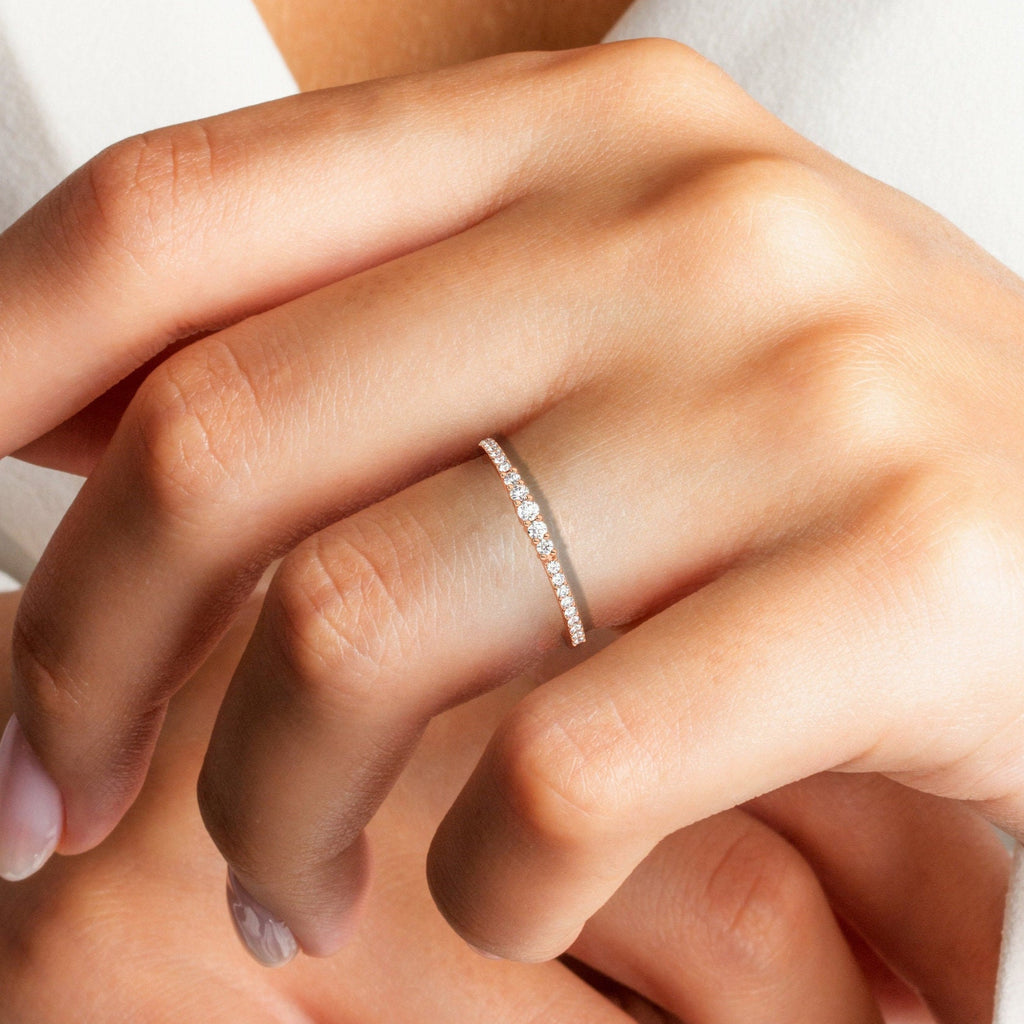 Round Diamond Wedding Band