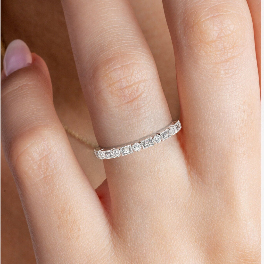 Baguette Diamond Stacking Ring / 14k Gold Baguette Diamond Wedding Ring / Diamond Wedding Band / Anniversary Gift / Diamond Gift Ideas
