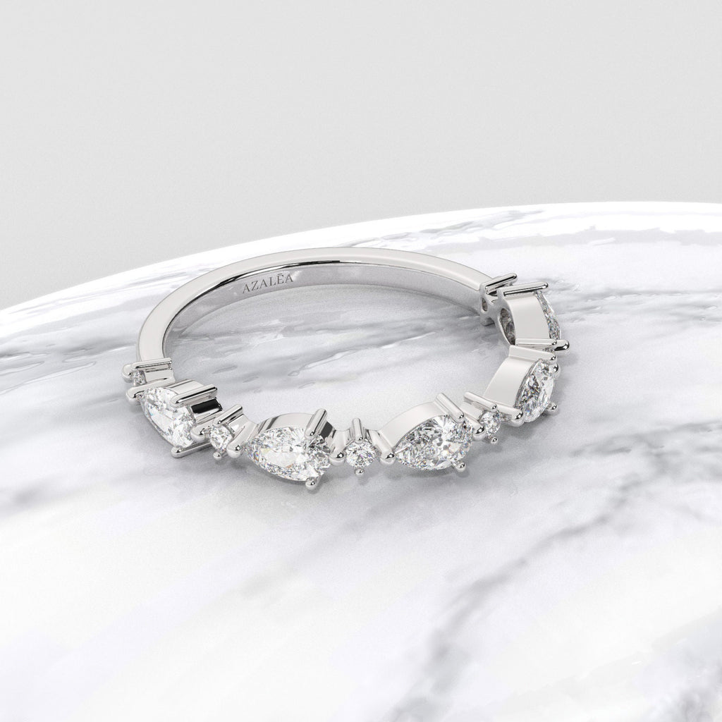 Pear Diamond Wedding Band / 14k Pear and Round Diamond Wedding Ring / Wedding Band / Stacking Ring / Diamond Bridal Gift Ideas
