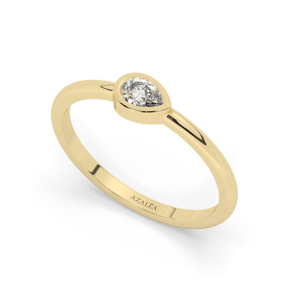 Pear Diamond Bezel Stacking Ring / 14k Gold Pear Diamond Wedding Band / Teardrop Engagement Ring / Diamond Wedding Band / Diamond Gift Idea