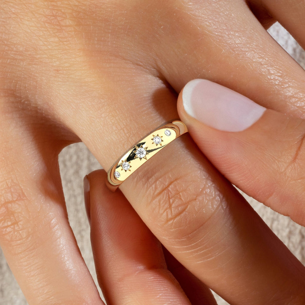 14k Gold Engraved Star Diamond Wedding Ring / Celestial Stacking Ring / Anniversary Gift / Starburst Stacking Ring/ Engagement Band