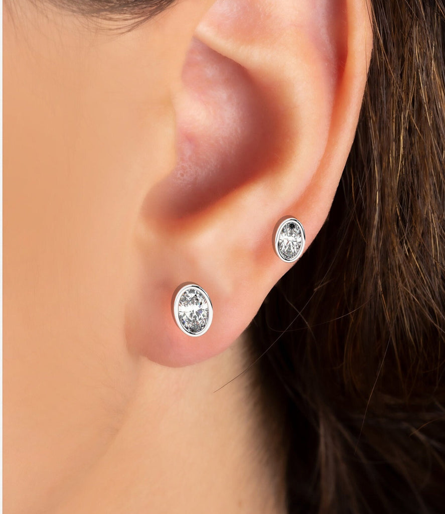 Oval Shape Diamond Studs