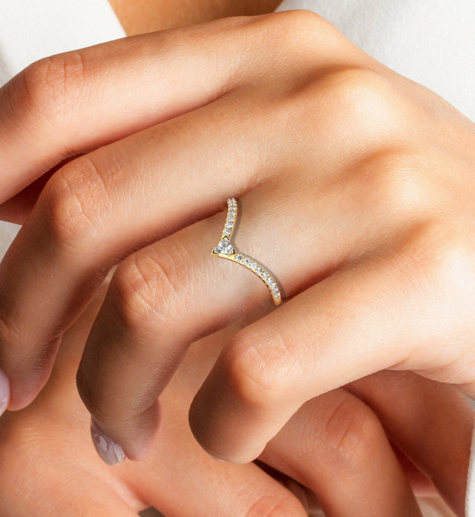 Curved Diamond Chevron Ring