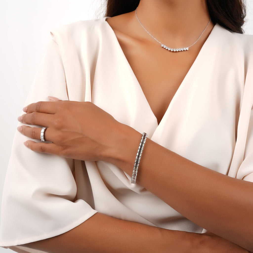 25 Ct. Emerald Cut Tennis Bracelet / Elegant Diamond Bracelet / Anniversary Birthday Gift for her / Lab diamond and Moissanite Options