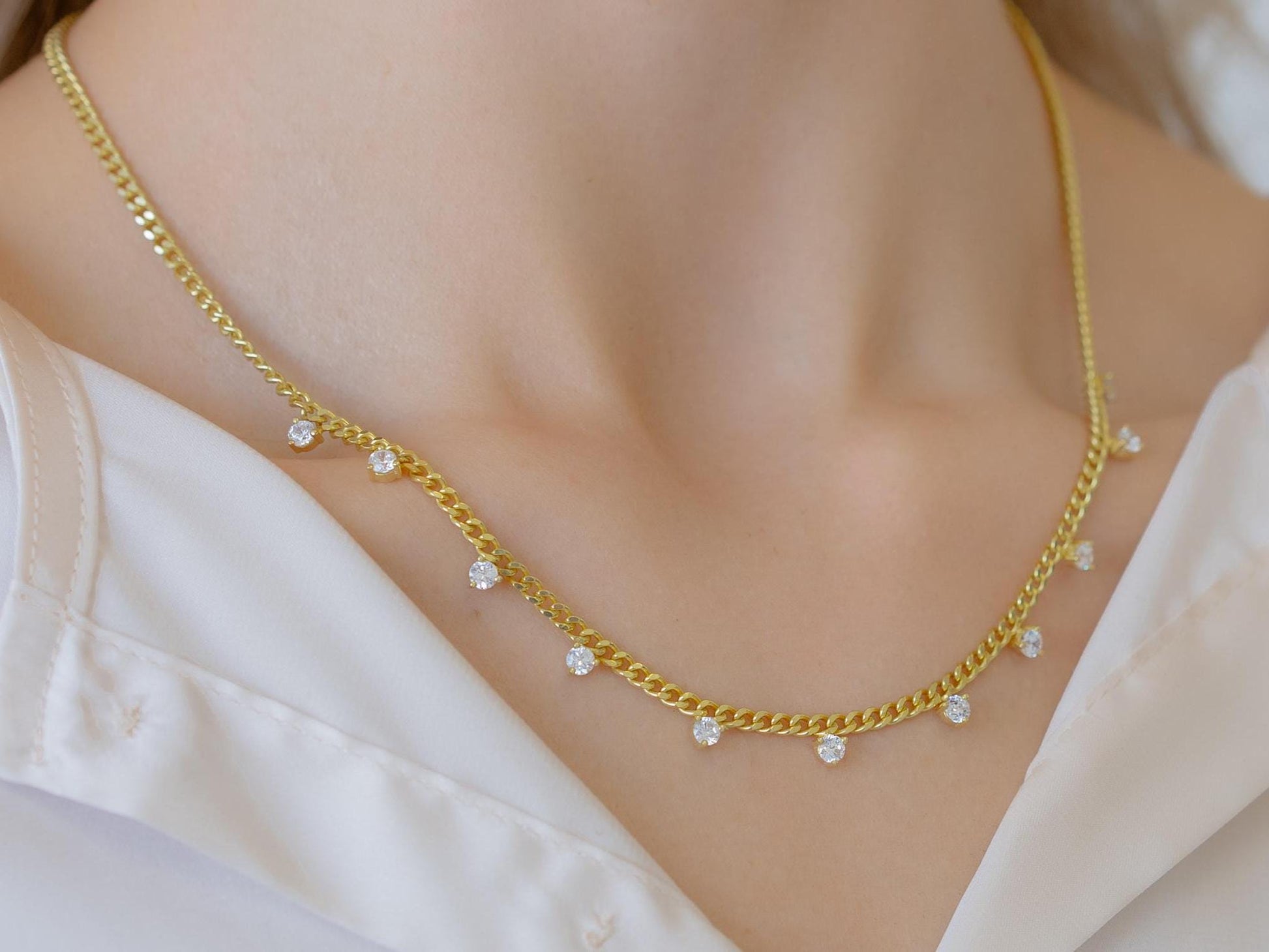 Diamond Station Necklace / 14k Gold Diamond Station Necklace / Curb Chain Diamond Necklace / Diamond Station Necklace / Layering Necklace