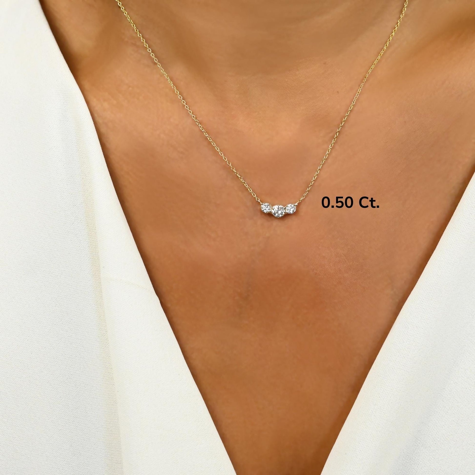 Curved Tria Necklace / 14k Curved Graduated Three Stone Necklace / Minimalist Diamond Necklace / Wedding bridal anniversary gift for her