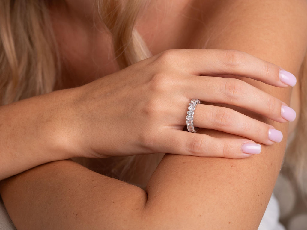 5 CT Diamond Eternity Ring / 14k Gold Half Emerald Half Oval Cut Diamond Eternity Wedding Band / Natural & Lab Diamond options