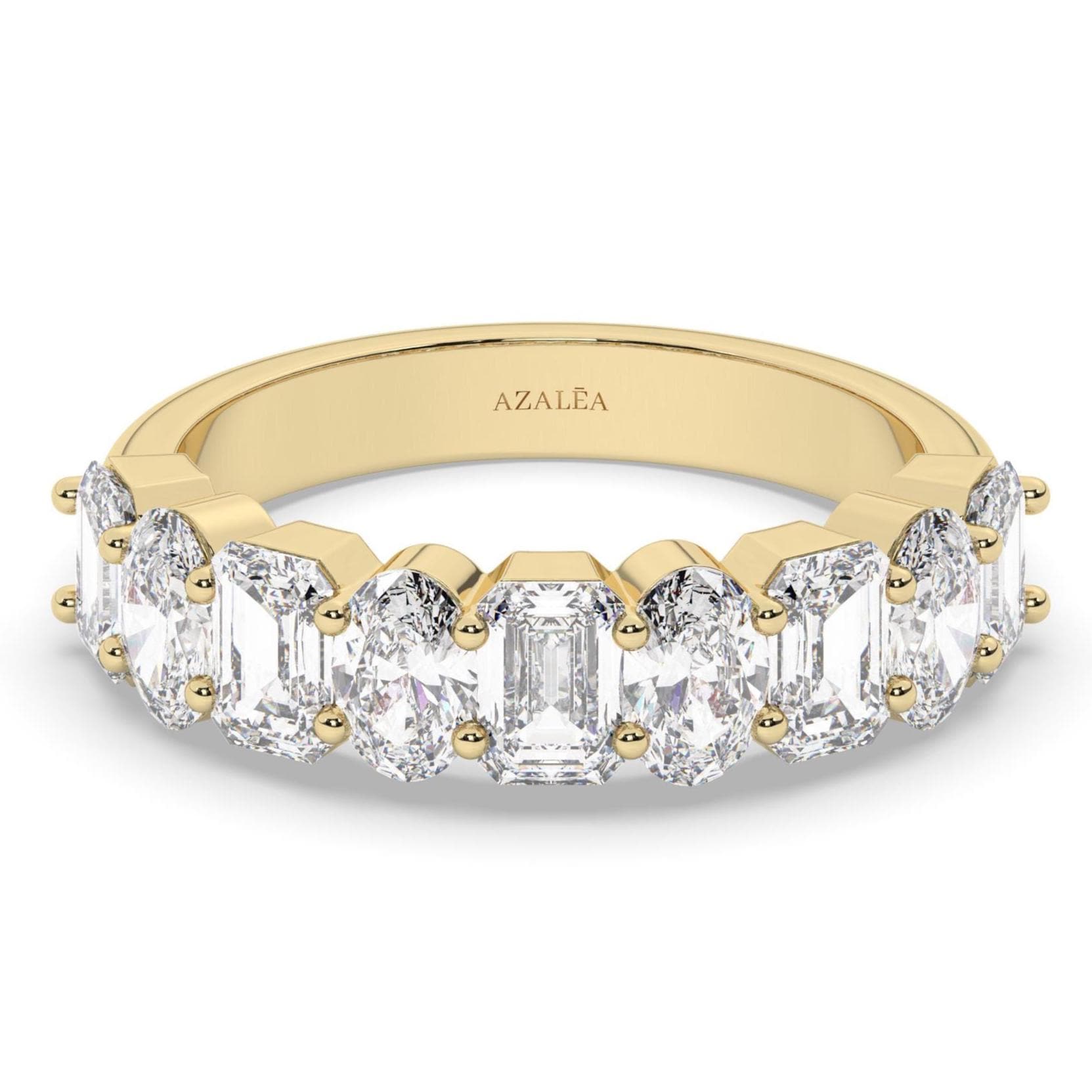 14k Gold Emerald & Oval Diamond Wedding Band / Alternating Diamond Halfway Ring / Diamond Anniversary Ring