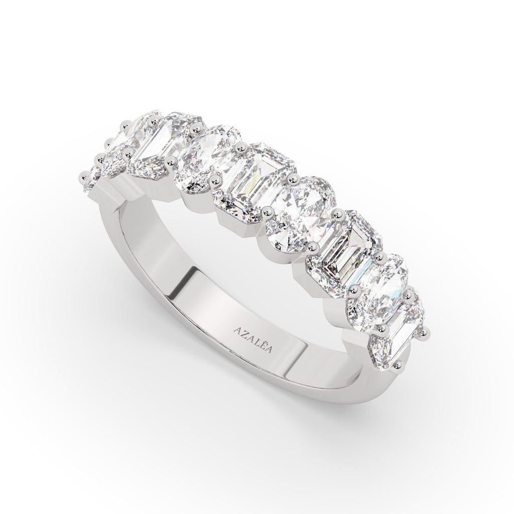 14k Gold Emerald & Oval Diamond Wedding Band / Alternating Diamond Halfway Ring / Diamond Anniversary Ring