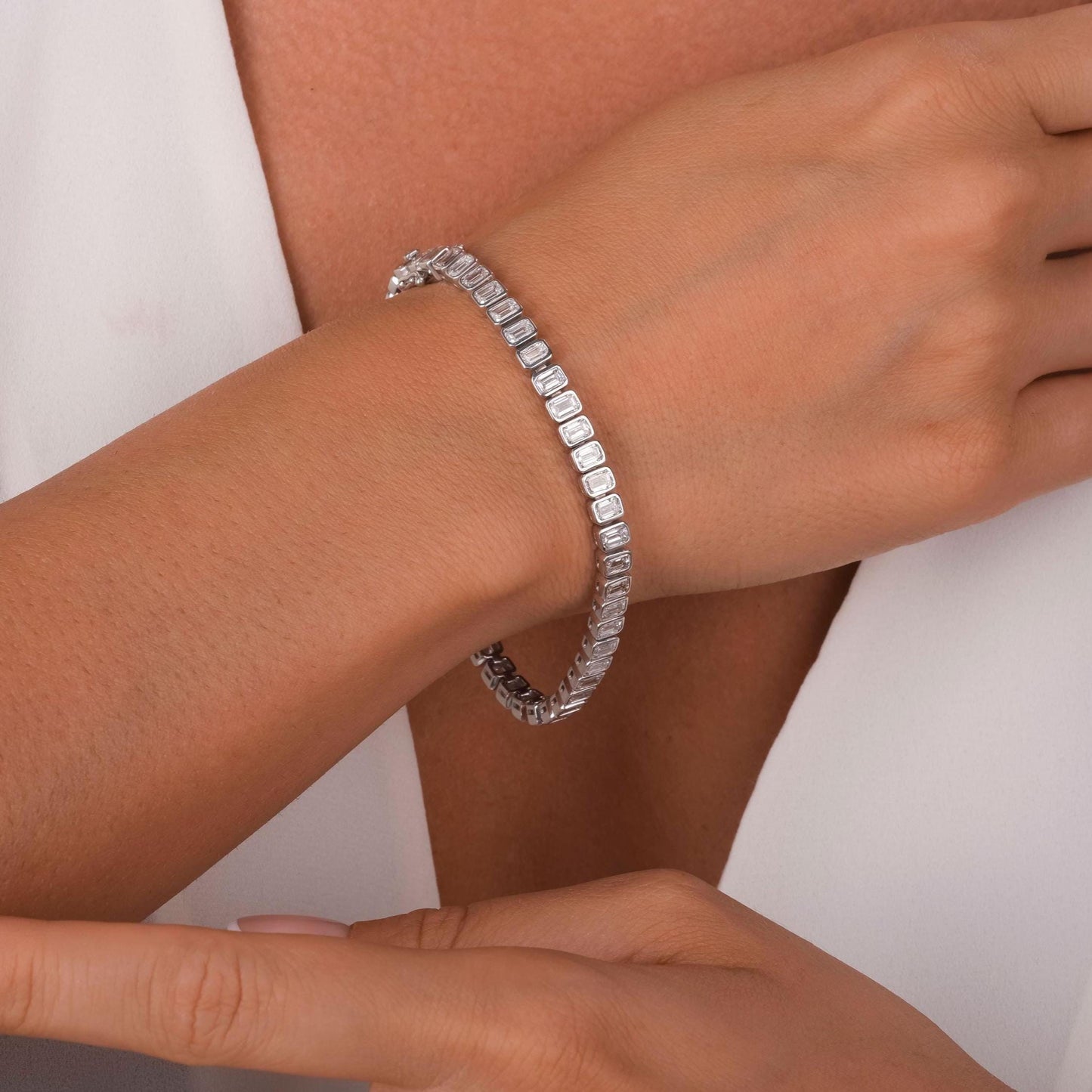 14k Gold Emerald Cut Tennis Bracelet: Lab or Natural Diamond, Bezel Set