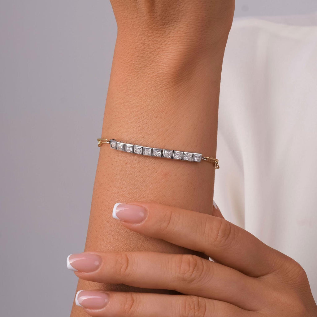 Diamond Paperclip Bracelet / 14k Gold Bezel Setting Princess Cut Bracelet / Dainty and Elegant Diamond Bracelet