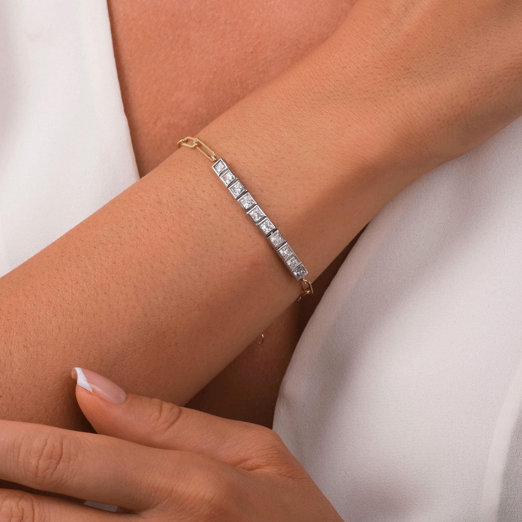 Diamond Paperclip Bracelet / 14k Gold Bezel Setting Princess Cut Bracelet / Dainty and Elegant Diamond Bracelet