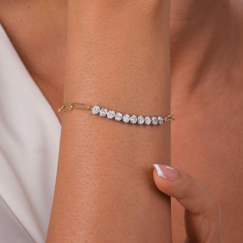 Diamond Paperclip Bracelet / 14k Gold Bezel Setting Oval Shape Diamond Bracelet / Dainty and Elegant Diamond Bracelet