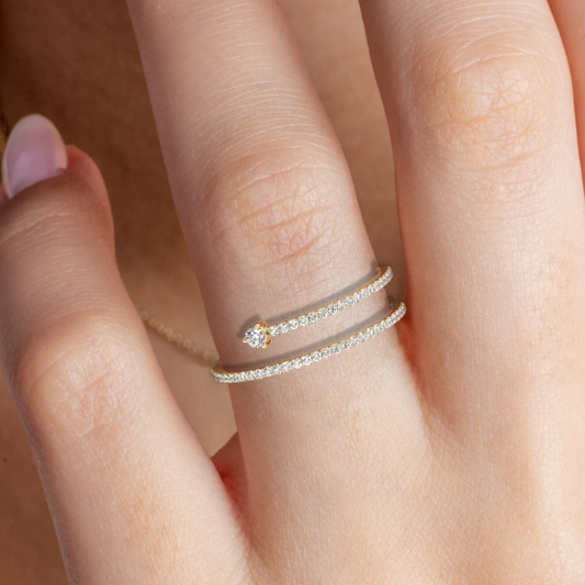 Spiral Round Diamond Ring