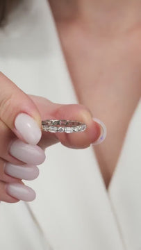 Alternating Emerald and Round Diamond Wedding Band / 1.9 CT Eternity Ring / Anniversary Ring / Natural & Lab Diamond Options