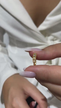 14k Gold Round Diamond Prong Set Ring/ Diamond Wedding Band / Square Diamond Stacking Ring / Anniversary Birthday Gift / Diamond Gift Ideas