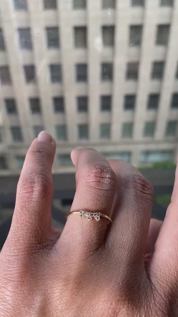 Elegant 14k Crown Diamond Band / Unique Wedding & Birthday Gift / Minimalist Diamond Rings /  Bridal Anniversary Rings