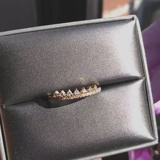 Diamond Wedding Band / 14k Gold Crown Shape Diamond Ring / Stackable Ring / Anniversary Gift / Birthday Gift / Graduation Gift / Bridal Gift