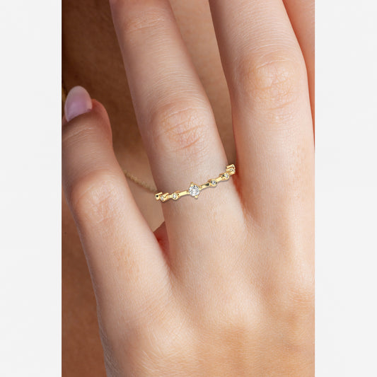 Round Diamond Wedding Band