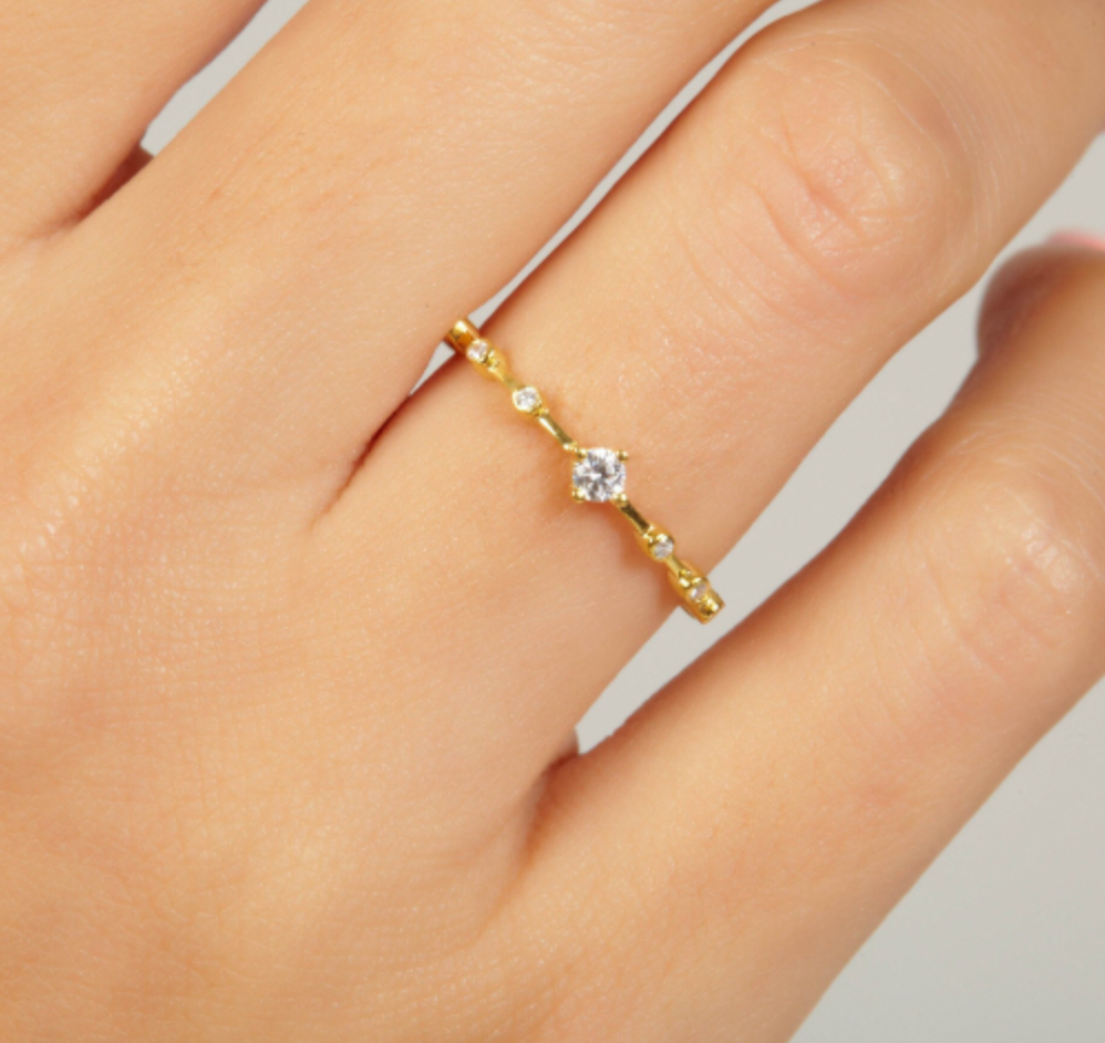 Round Diamond Wedding Band