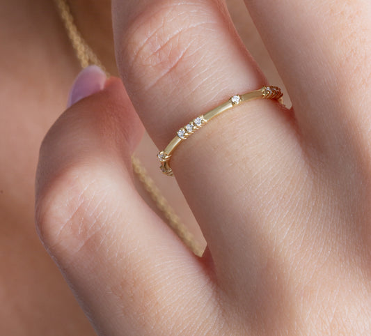 Gold Round Diamond Eternity Band