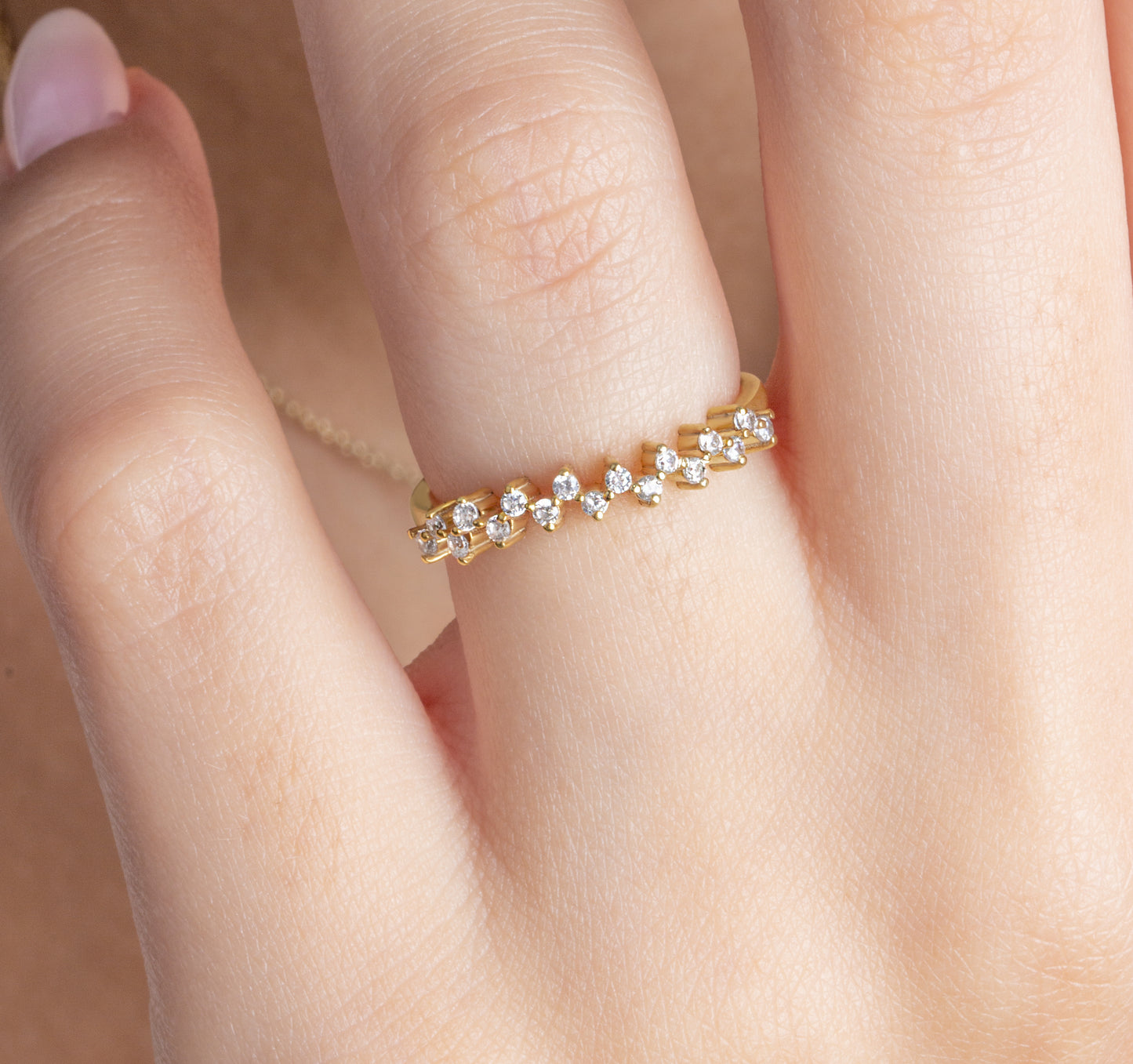 Round Diamond Eternity Wedding Band