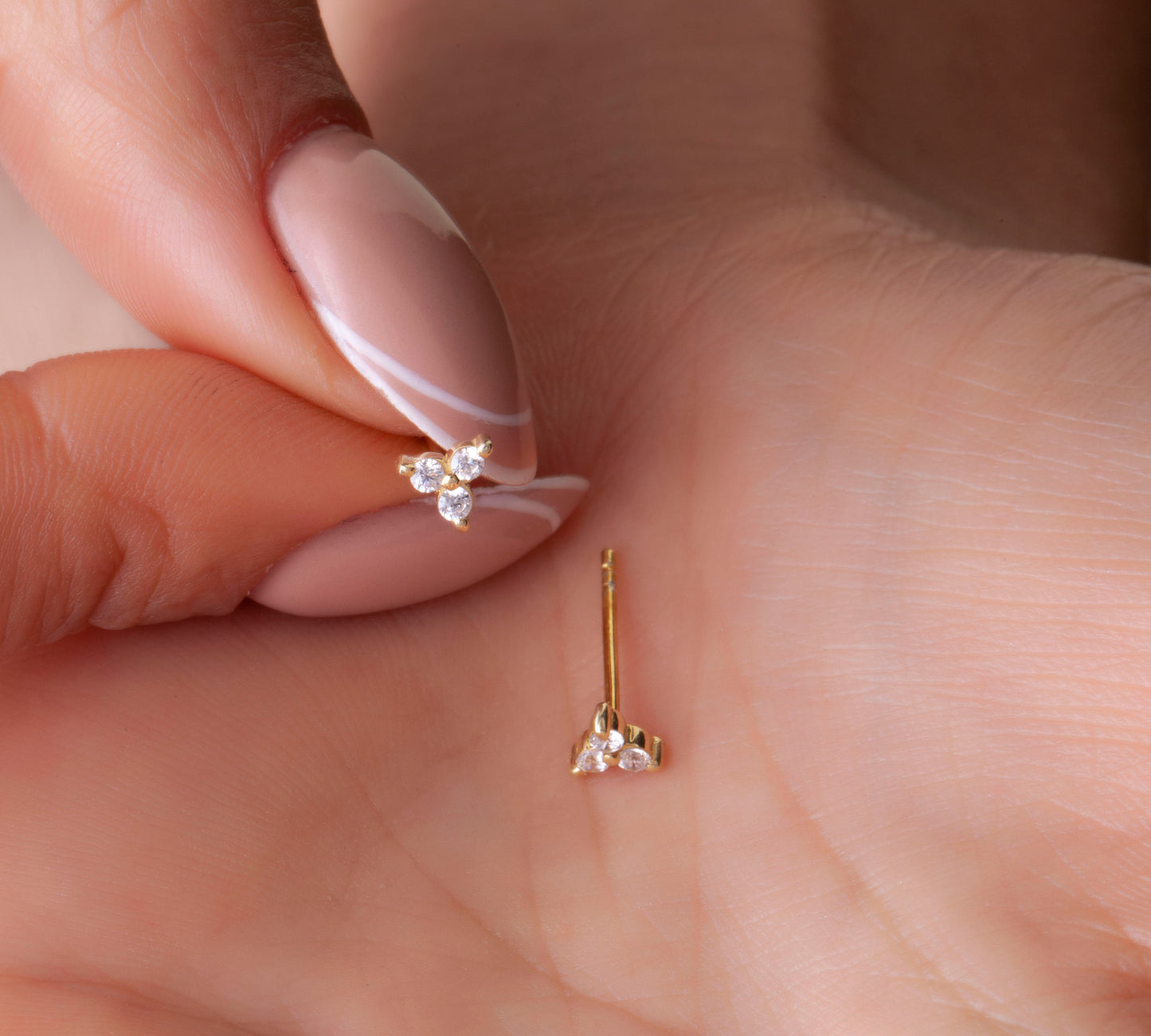 Dainty Trila Diamond Studs Earrings