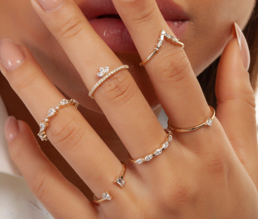 Pear and Round Diamond Wedding Ring