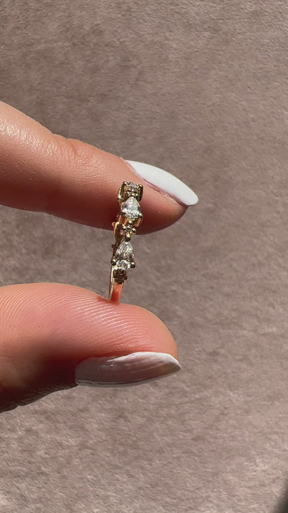 Pear and Round Diamond Wedding Ring
