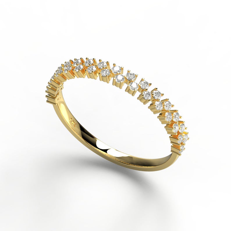 Round Diamond Engagement Ring