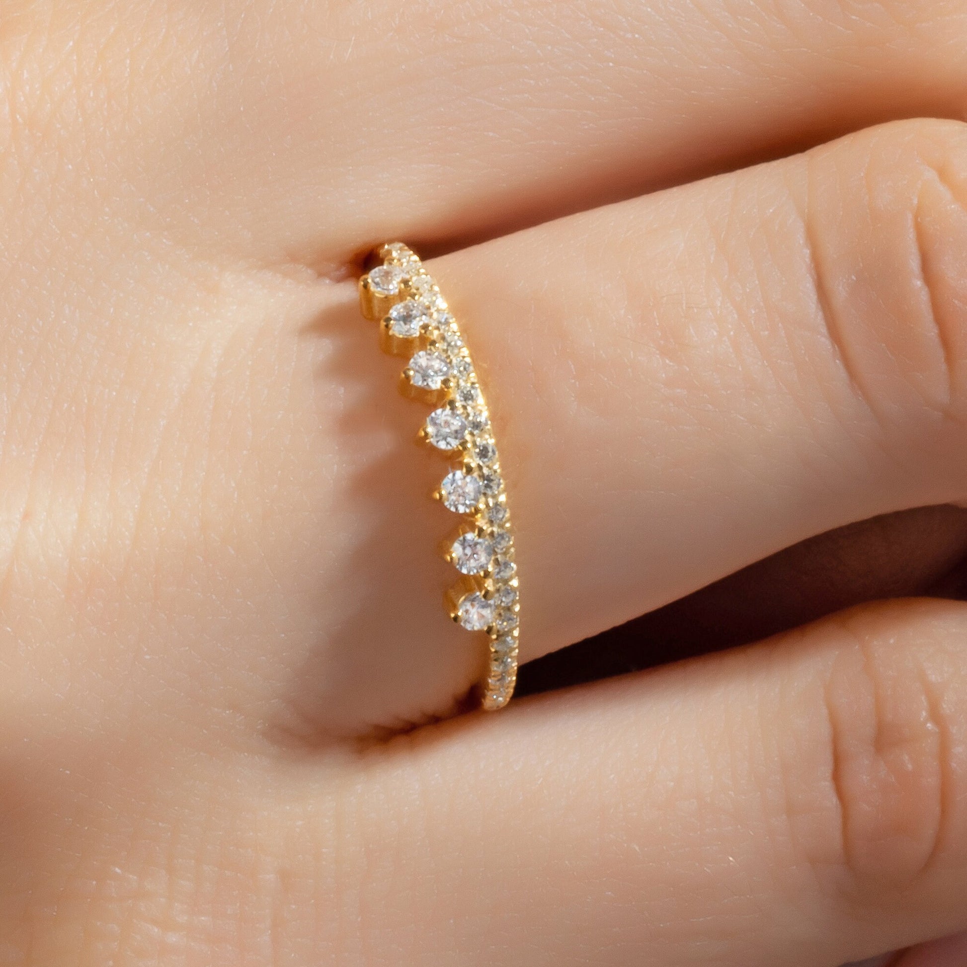 Diamond Wedding Band / 14k Gold Crown Shape Diamond Ring / Stackable Ring / Anniversary Gift / Birthday Gift / Graduation Gift / Bridal Gift
