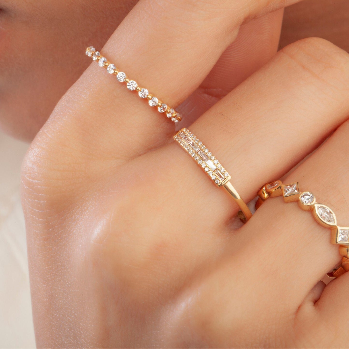 Eternity Wedding Band / 14k Gold Diamond Eternity Wedding Ring / Floating Diamond Eternity Band / Diamond Stacking Ring / Wedding Ring