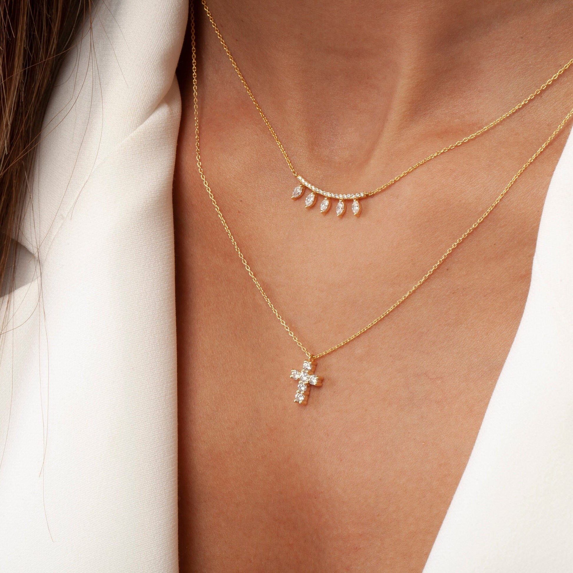 Diamond Curved Bar Necklace / 14k Gold Diamond Necklace / Diamond Statement Necklace/ Dainty Diamond necklace / Anniversary Gift /