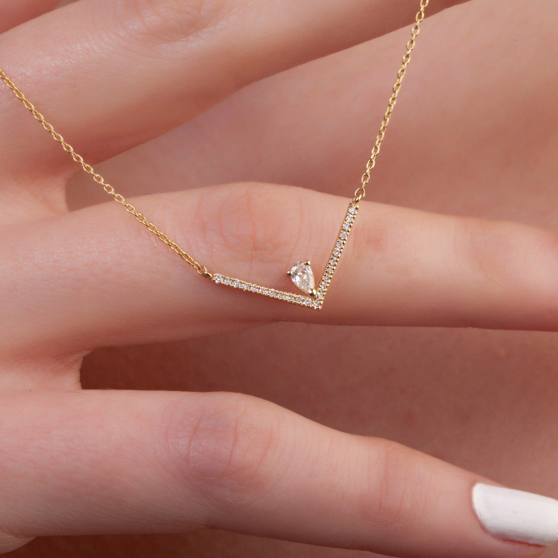 Diamond Chevron Necklace / 14k Gold Diamond V Necklace / Pear Diamond Necklace / Dainty Diamond Necklace Diamond Holiday Gift