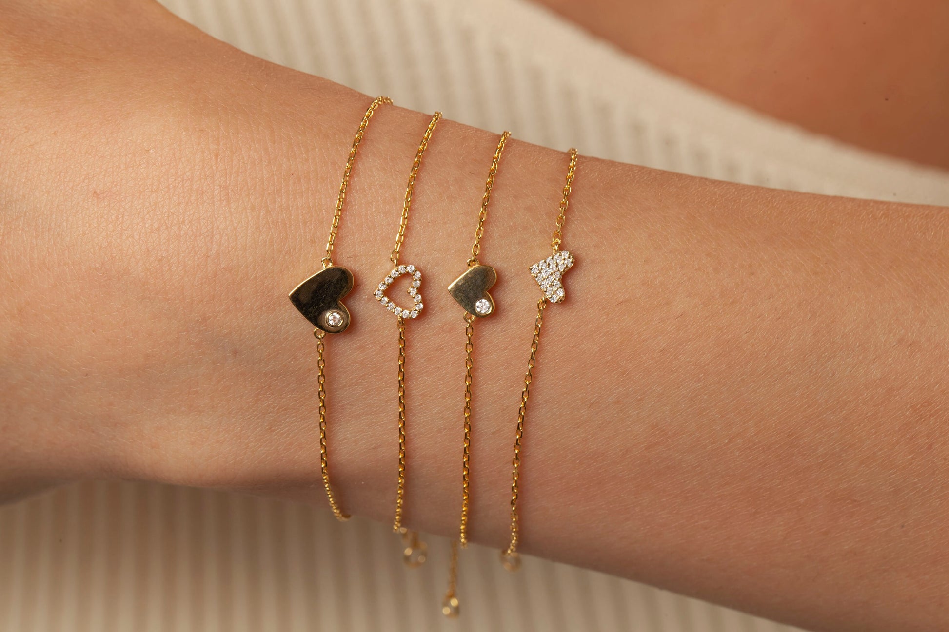 Diamond Heart Bracelet / 14k Single Diamond Heart Bracelet / Dainty Heart Bracelet / Fancy Heart Bracelet / Holiday Gift