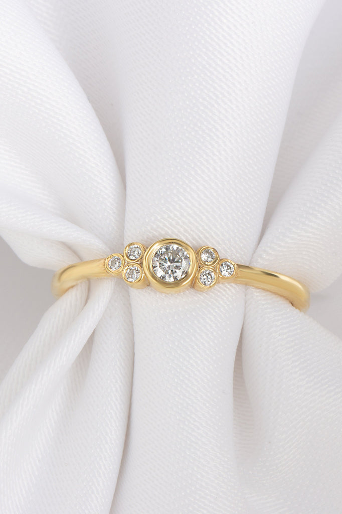 Diamond Bezel Stacking Ring / Diamond Wedding Band / Stackable Ring / Dainty Wedding Ring / Diamond Gift Idea