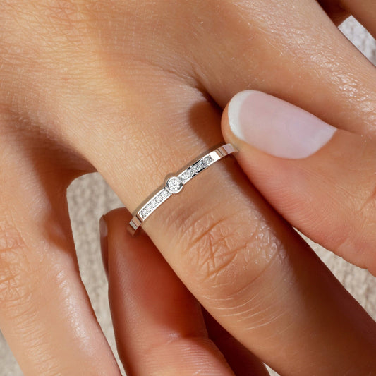 Diamond Wedding Band / 14k Gold Bezel Diamond Wedding Band / Engagement Ring / Diamond Stacking Ring / Wedding Ring / Diamond Gift Ideas